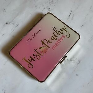 Too Faced Just Peachy Velvet Matte Eye Shadow Palette